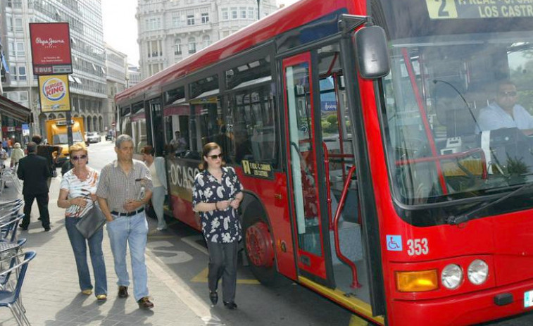 Los autobuses interurbanos comienzan a usar las paradas del centro