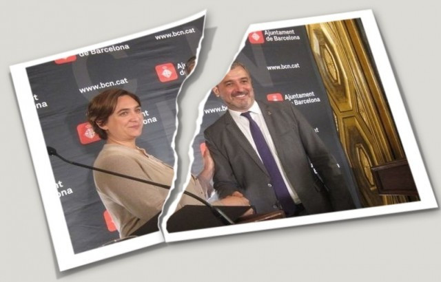 Ada Colau 'desahucia' al PSC del Gobierno municipal