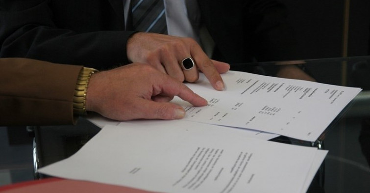 Gas Natural Fenosa toma medidas contra 190 comerciales por malas prácticas