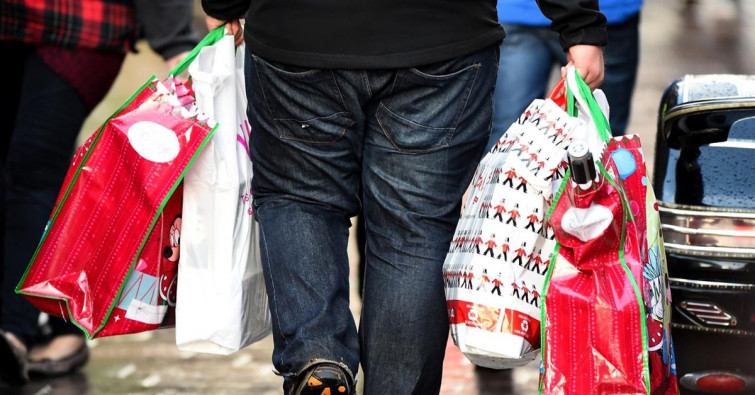 El Partido Socialista planta cara a las bolsas de plástico