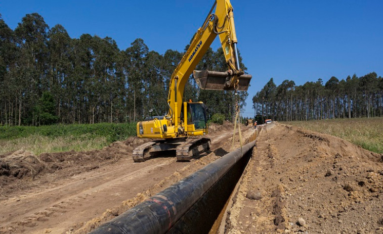 ​Gas Natural tranquiliza a los clientes de la Mariña tras un fallo judicial contra el gasoducto