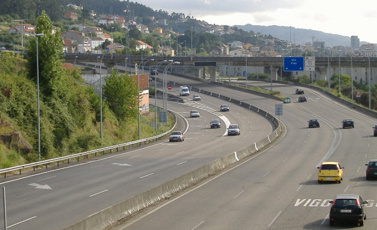 Unidos Podemos lleva al Congreso el debate sobre la gestión pública de las autopistas de peaje