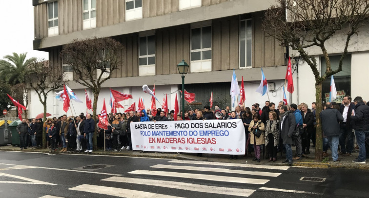 Los trabajadores de ‘Maderas Iglesias’ se manifiestan en defensa de su futuro