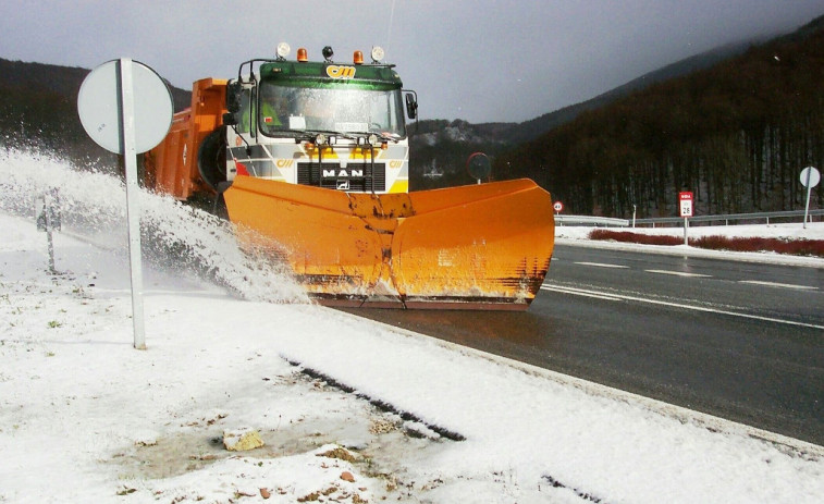 ​La alerta por nieve continúa activa en las zonas de montaña de Lugo y Ourense
