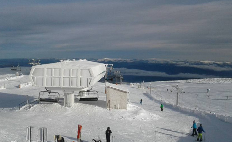 La estación de Manzaneda abre 16 pistas con casi 13 kilómetros para esquiar