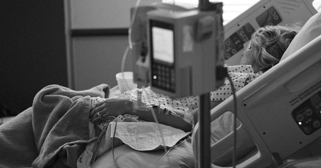 ​El PP apuesta por dar altas con más rapidez y no por tener más personal en los hospitales