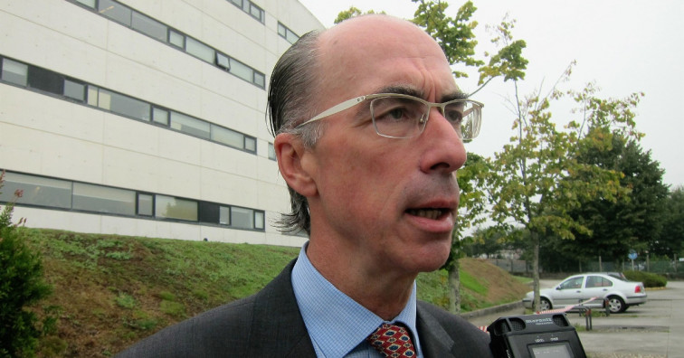 Vázquez Almuiña admite que los hospitales están desdoblando habitaciones por la gripe