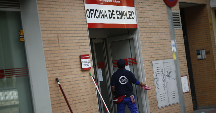 El paro bajó en 1.679 personas durante febrero en Galicia, en torno a un 0,9%