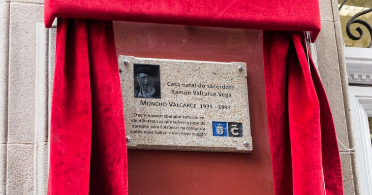 ​Una placa en su casa natal recoradará a Moncho Valcarce