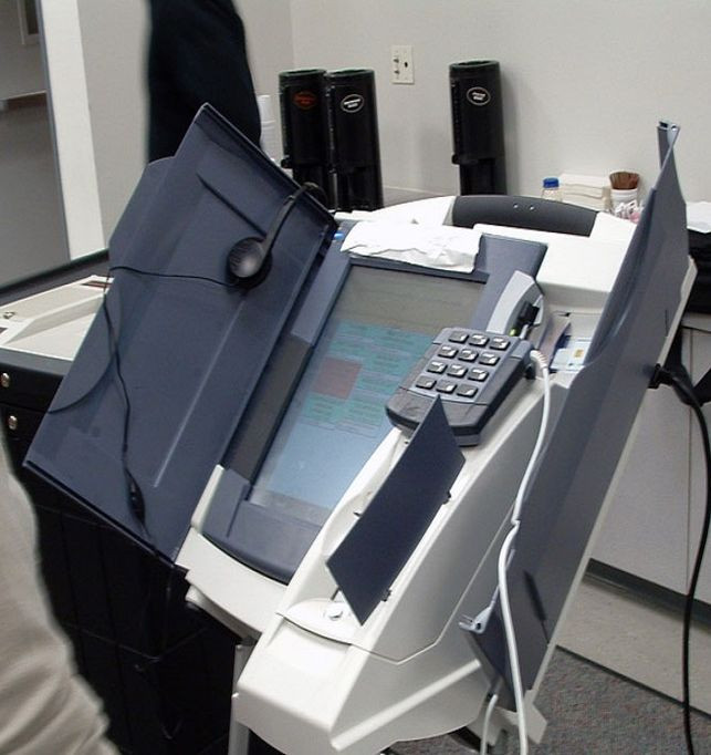 Galicia disporá este 24M de case catro mil mesas electorais nos seus 314 concellos