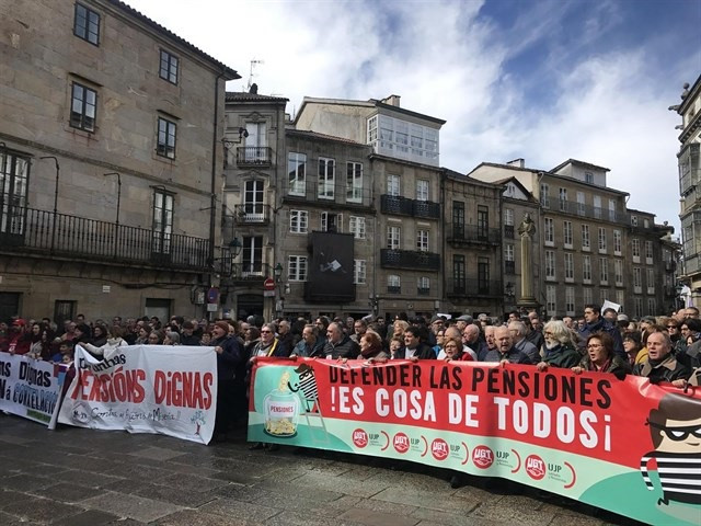 Movilización pensionistas jubilados en Santiago de compostela