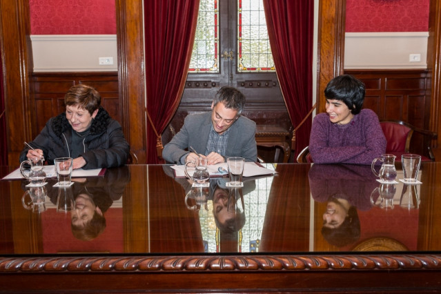 FIRMA DE CONVENIO CON LA FEDERACION DE VECINOS