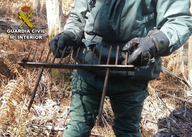 Remitiendo Tres Notas De Prensa
