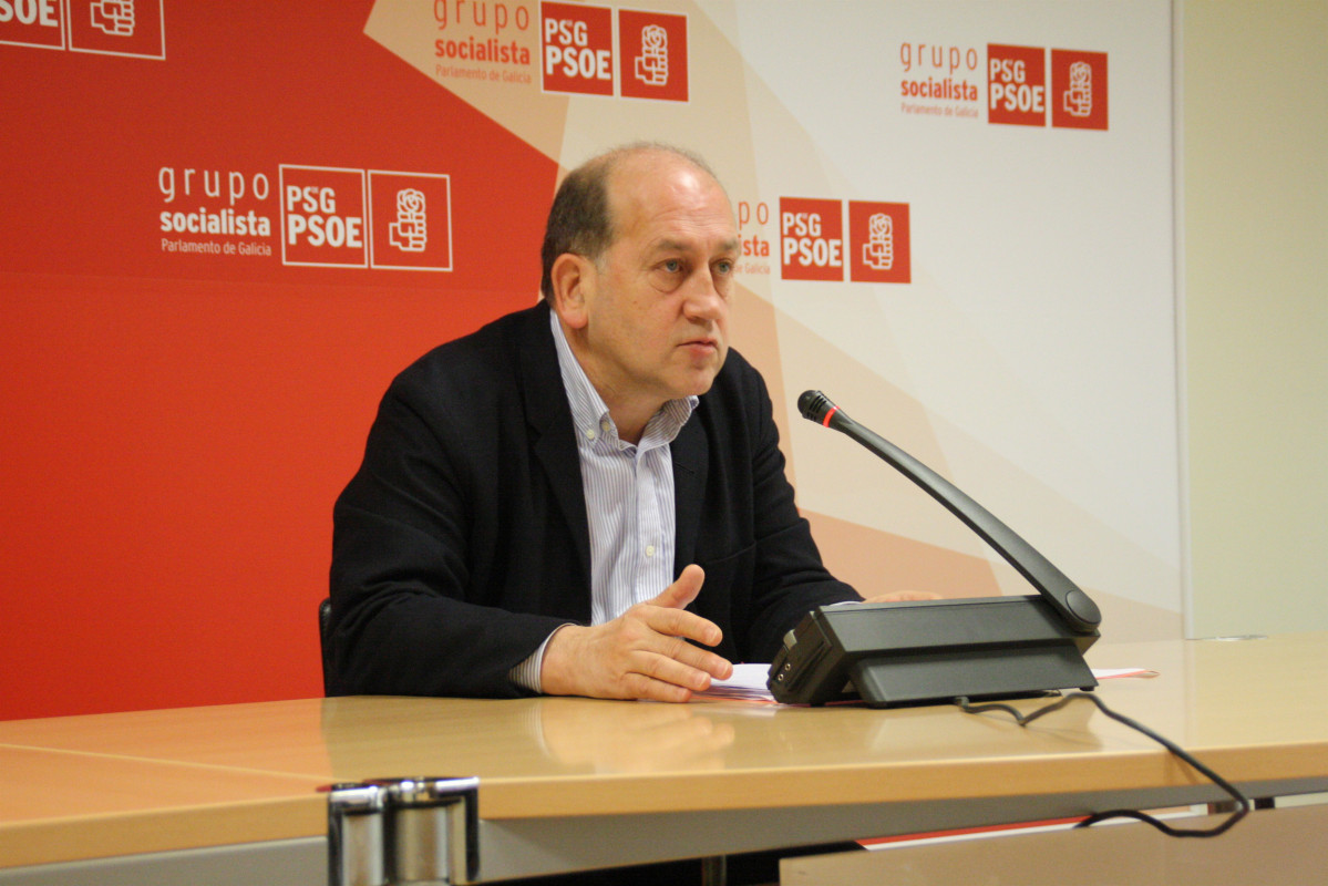 El portavoz parlamentario del PSdeG, Xoaquín Fernández Leiceaga