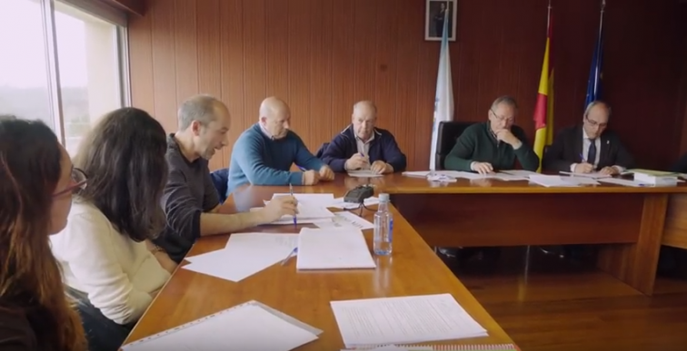 Denuncian la realización de más de 360 sondeos ilegales en Touro