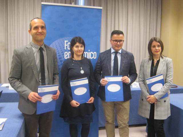 Presentación de un informe del Foro Económico de Galicia de turismo rural. 2018.