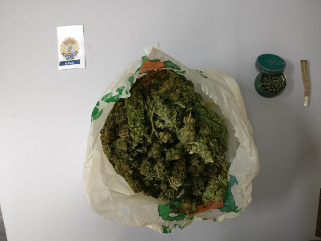 Marihuana incautada a un conductor