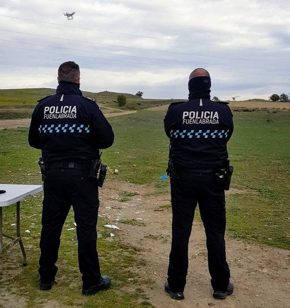 Policías locales de Fuenlabrada practican con drones