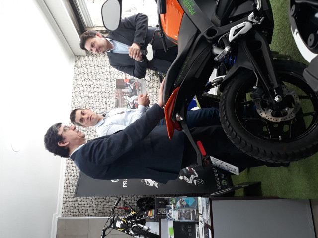 Visita del secretario xeral de Emigración a Enalgreen. 2018.