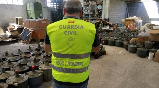 Licores intervenidos por la Guardia Civil