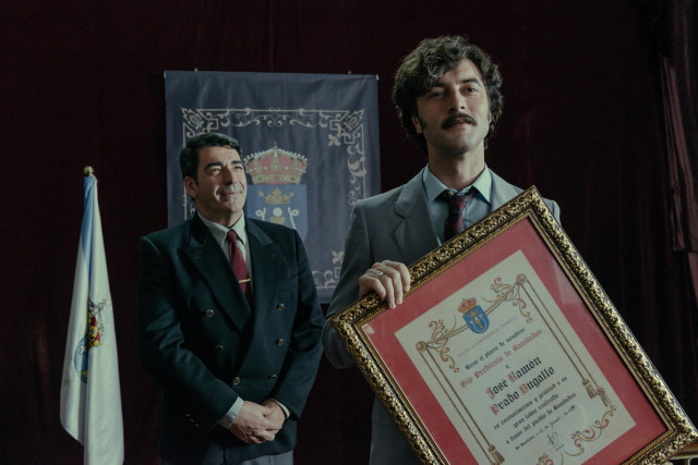 Sito Miñanco en Fariña