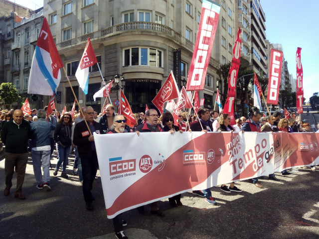 Manifestación del 1 de mayo de CC.OO. Y UGT en Vigo