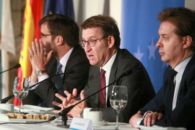 García-Berdoy y Feijóo en un foro sobre el 'brexit'