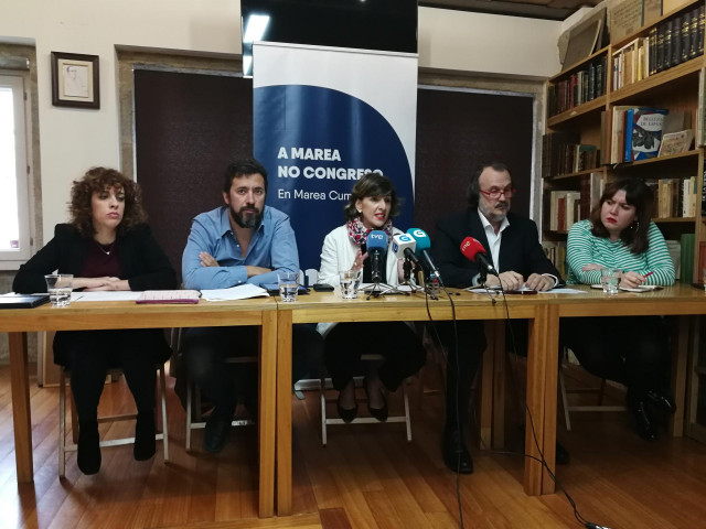 Los congresistas de En Marea en rueda de prensa