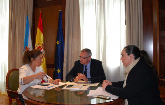 Santiago Villanueva y Beatriz Mato reunión