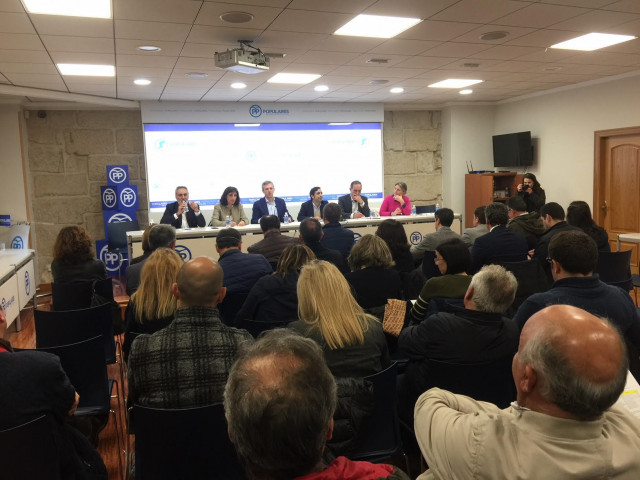 Reunión de conselleiros, alcaldes y portavoces del PP en Pontevedra