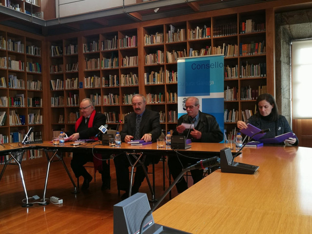 Alonso Monrero y Ramón Villares en la presentación de 'Mar Adiante'