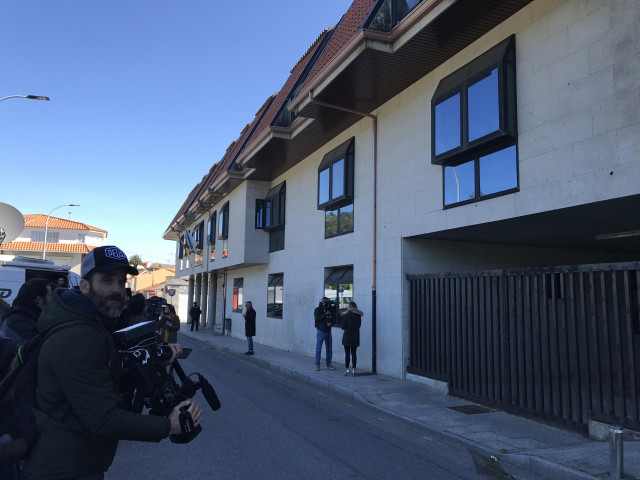 Entrada de los juzgados de Ribeira (A Coruña)