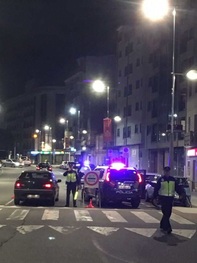 Controles del Grupo Operativo de Respuesta de la PN en Pontevedra.