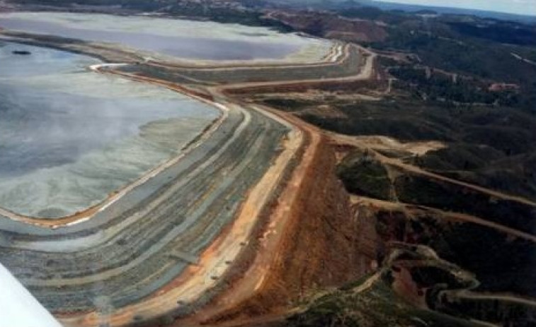 Problemas para la minera de Touro; huelga indefinida del transporte en Río Tinto