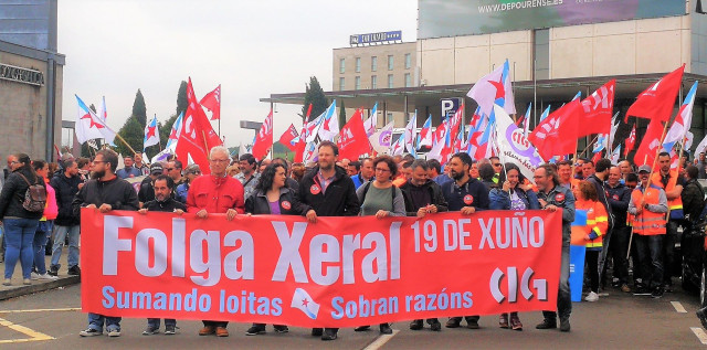 Movilización de delegados de la CIG frente a la 