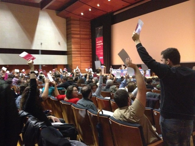 Dimite un cargo de ANOVA tras acusarlo una compañera de propasarse