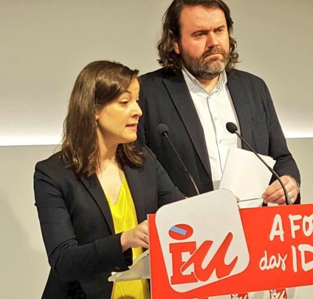 Eva Solla y Rubén Pérez (Esquerda Unida)