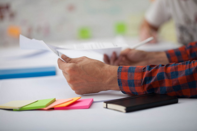 Estudiante de comercio internacional