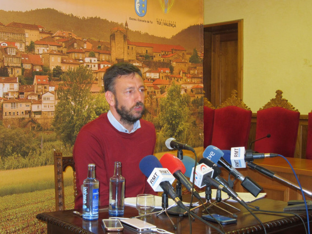 Carlos Vázquez Padín, Alcalde De Tui