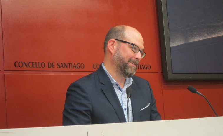 Compostela estrena alcaldesa al coger Noriega el permiso de paternidad