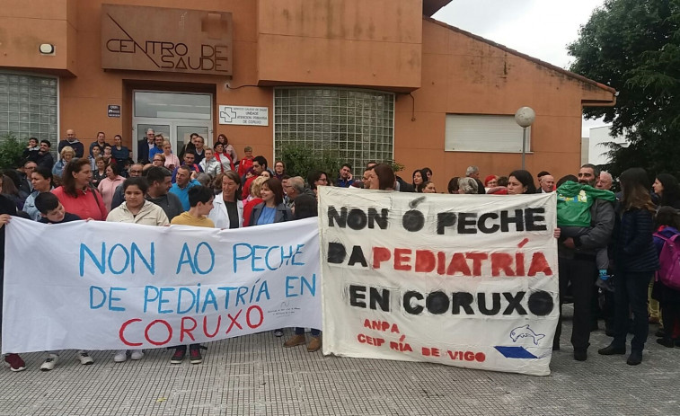Pacientes pediátricos de Coruxo retornan al centro de salud de Navia después de ser desviados a Lavadores