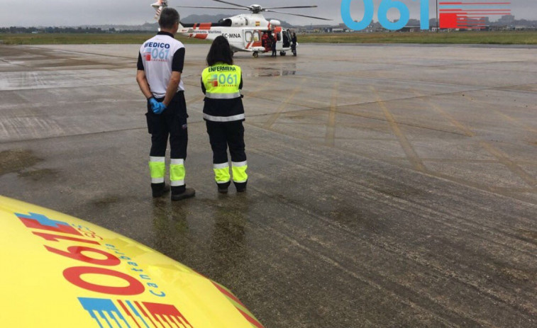 Cuatro heridos, uno de ellos trasladado en helicóptero,en un accidente en Ponteceso