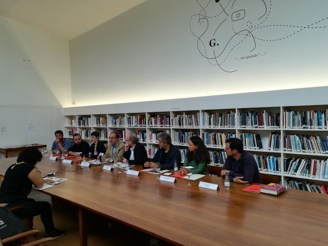 Anxo Lorenzo, Santiago Olmo y seis artistas presentan la nueva exposición