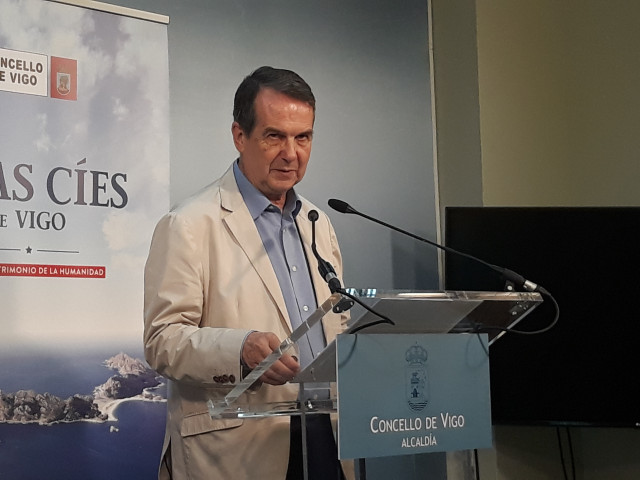 El alcalde de Vigo, Abel Caballero, en rueda de prensa