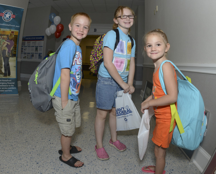 Más del 40% de las estudiantes sufre dolor por demasiado peso en sus mochilas