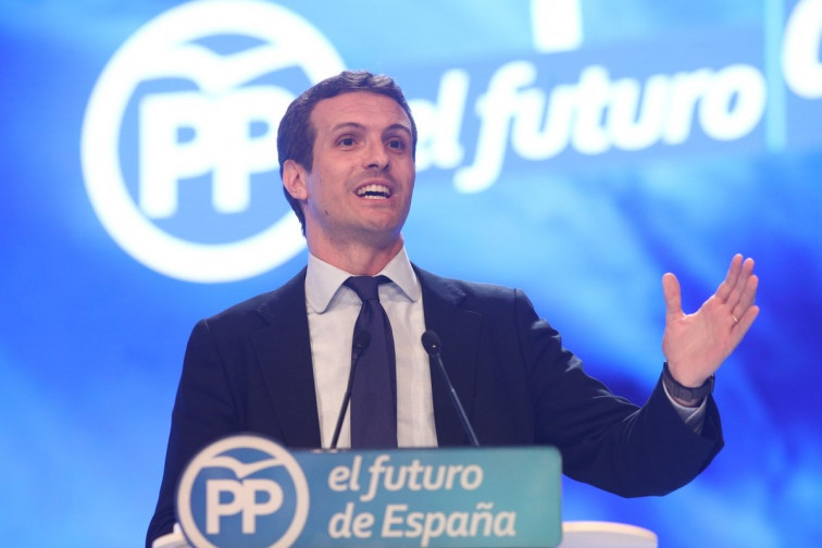 Casado debuta como líder del PP en el funeral de Albor