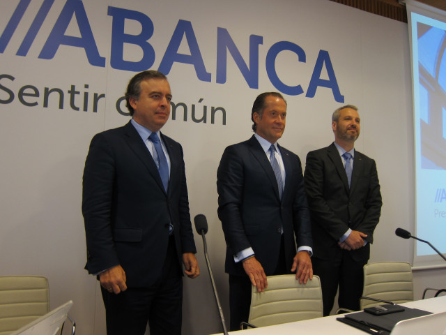 Francisco Botas, Juan Carlos Escotet y Alberto de Francisco, de Abanca