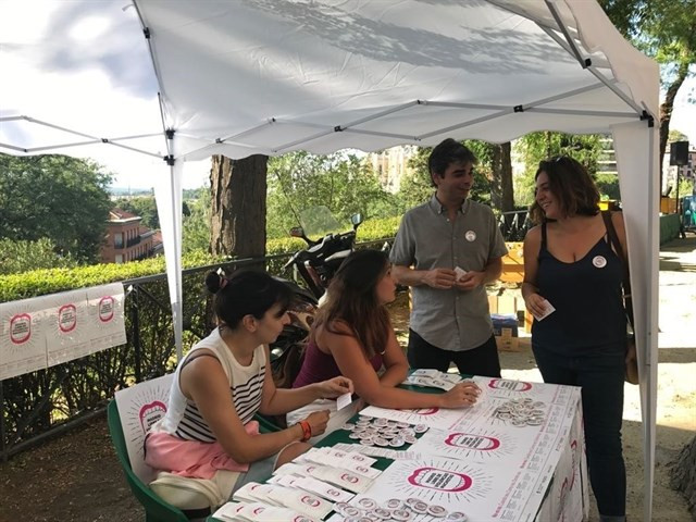 Punto morado feminismo fiestas