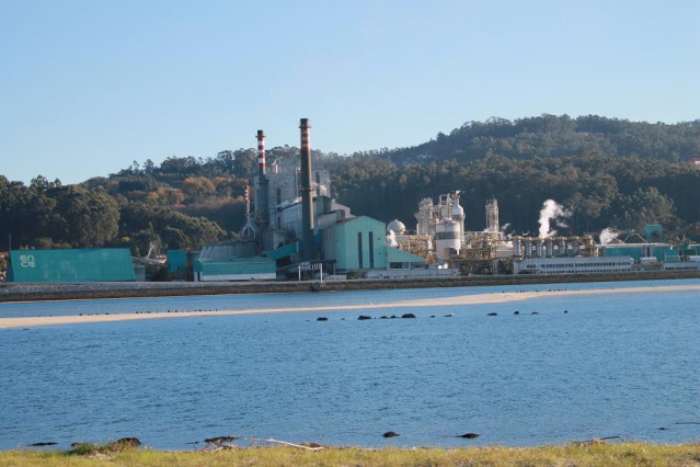 Fábrica de Ence en Lourizán, en la ría de Pontevedra