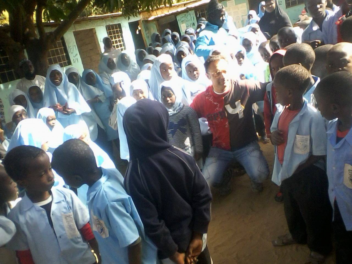 Cadena humana emigracion antoniofernandezolmedo